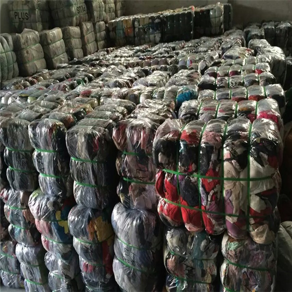 Fashionable Second Hand Clothes