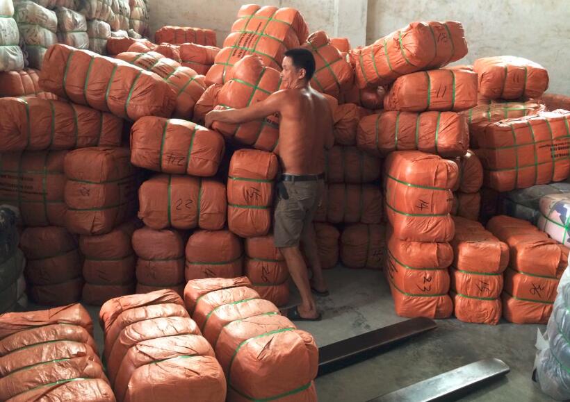 TOP GRADE AAA USED CLOTHES AND SHOES SUPPLIER IN CHINA